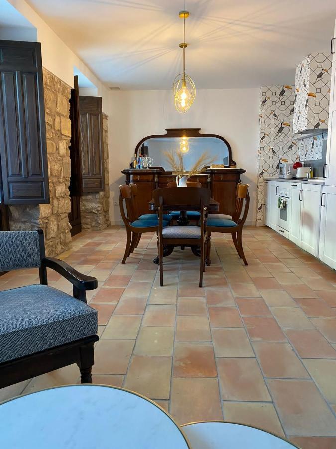 Apartamentos Tres Llaves Palacio De Vela De Los Cobos Úbeda Exterior foto